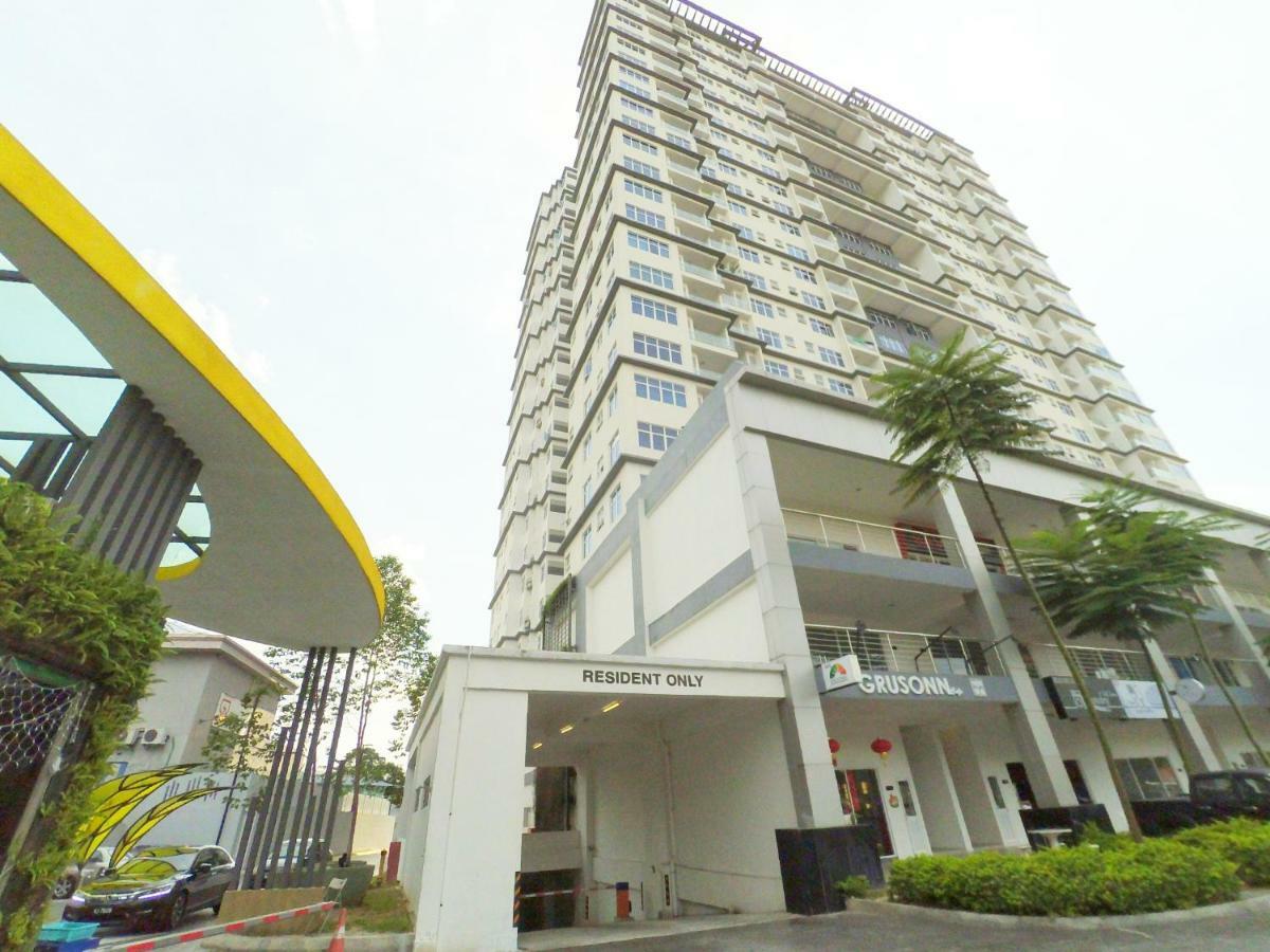 No.5 The Mint @ Puchong Center Near Ioi Mall Exterior foto